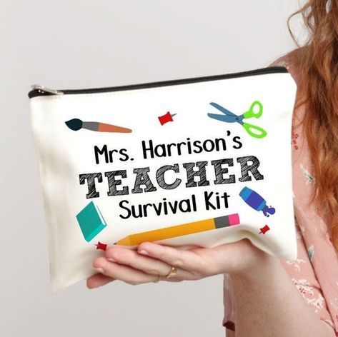 Teacher Survival Kit Gift, Teacher Survival Kit, Survival Kit Gifts, Teacher End Of Year, Teacher Accessories, Survival Kit For Teachers, Appreciation Gifts Diy, Teacher Survival, Teacher Appreciation Gifts Diy