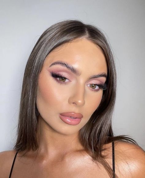 Eyeshadow Look For Pink Dress, Mauve Eye Makeup Wedding, Hairstyle For Pink Dress, Makeup To Go With A Pink Dress, Make Up Pink Dress Brown Eyes, Mauve Make Up Look, Makeup That Goes With Pink Dress, Brown Eyes Pink Makeup, Formal Makeup For Pink Dress