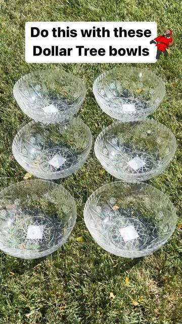 Dollar Tree Bowls, Christmas Crafts Diy Projects, Dollar Tree Christmas Decor, Deco Table Noel, Porch Decorations, Dollar Store Christmas, Christmas Porch Decor, Dollar Tree Christmas, Christmas Decorations Diy Outdoor