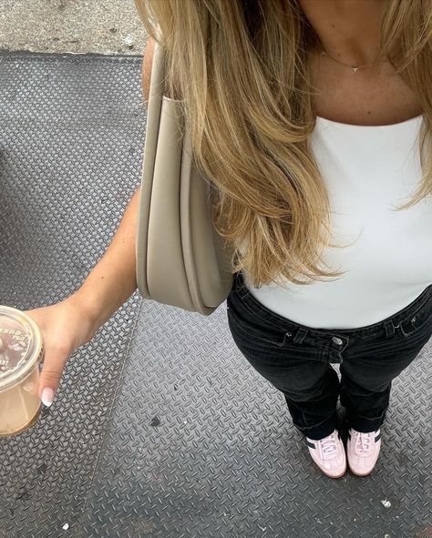 Pink shoe girl 🩰🎧🫧 . . . nyc style, spring style, street style daily, Pinterest aesthetic, Pinterest outfit, style ideas, cute outfit ideas, clean girl aesthetic, going out outfit, adidas sambas Outfit Ideas Clean Girl, Dusty Pink Outfits, Hair Goals Blonde, Pink Gazelle, Pink Shoes Outfit, Pink Gazelles, Hair Influencer, Cute Jean Shorts, Ootd Outfit Ideas