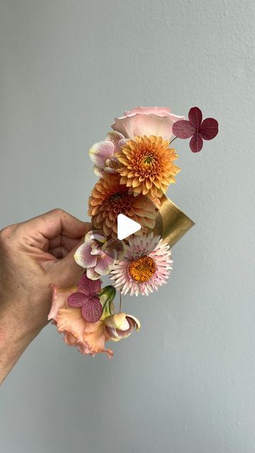 SUE MCLEARY on Instagram: "FREE CORSAGE CLINIC!
So excited ( and nervous!! ) to share what I proclaim to be the BEST way to make corsages!! Please watch and test and report your findings!! Please buy the supplies I mentioned for the best outcome!  If you love this, you will LOVE my newest course collection “Artful Wedding Personals.” 18 topics, tons of bouquet ideas and wearable floral innovations!  But once, and it’s yours forever. These ideas will transform your work, I promise!!
Comment ARTFUL to check it out at a deep discount 💛
.
.
.
.
#fineartflorist #weddingflorist #weddingflorists #weddingbouquets #corsage #corsages #floralinspiration #weddingfloral #weddingflorals #weddingfloraldesign" Ranunculus Boutonniere, Floral Tutorials, Floral Business, Flower Business, Bouquet Ideas, Ranunculus, Wedding Florist, Boutonniere, Be The Best