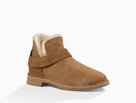 McKay Classic Boot Ugg Mckay Boots, Ugg Mckay, Fab Fit Fun, Ugg Style Boots, Trendy Winter Fashion, Ugg Booties, Ugg Store, Doc Martens Boots, Everyday Boots