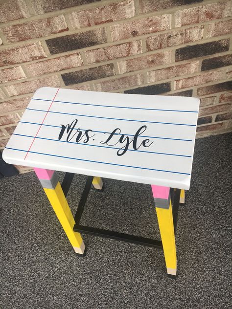 Teacher Bar Stool, Classroom Stools Painted, Diy Teacher Stool, Teacher Stools Painted Diy, Painted Teacher Stool, 3rd Grade Classroom Setup, Teacher Stool, Teacher Podium, Authors Chair