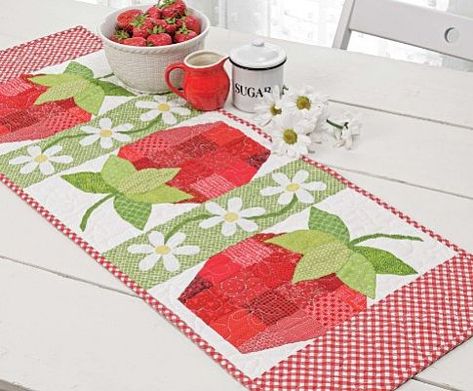 Make One or Several Seasonal Table Quilts - Quilting Digest Summer Table Runner, Table Topper Patterns, Quilt Pattern Book, Creative Table, Quilted Table Runners Patterns, Spring Quilts, Fat Quarter Quilt, Table Quilts, Place Mats Quilted