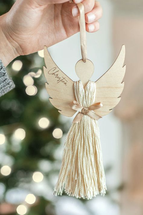 Christmas Angels To Make, Diy Christmas Activities, Diy Christmas Candy, Christmas Angel Crafts, Craft Work For Kids, Wooden Angel, Angel Crafts, Christmas Templates, Christmas Ornament Crafts