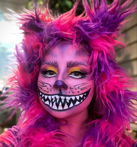 Cat Alice In Wonderland Makeup, Cheshire Car Make Up, Alice In Wonderland Cheshire Cat Makeup, Cat From Alice In Wonderland Makeup, Alice In Wonderland Cat Makeup, Cheshire Cat Halloween Makeup, Cheshire Cat Makeup Easy, Alice In Wonderland Cat Costume, Cheshire Cat Costume Diy