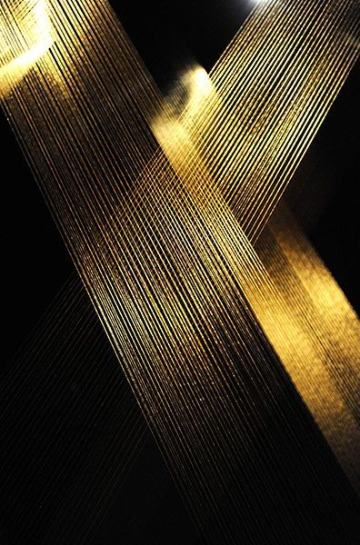 Women Artist, Gold Aesthetic, Deco Luminaire, Gold Wallpaper, Golden Lights, Thinking Outside The Box, Light Installation, Gold Art, Light Art