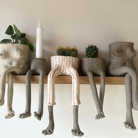 Ceramic Furniture Design, Ceramics Room Decor, Home Decor Ceramics, Clay Diy Projects Sculptures, Abstract Ceramic Art, Ceramics Hand Building Ideas, Creative Ceramic Projects, Diy Clay Plant Pots, Practical Clay Projects