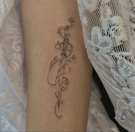 No Ink Tattoo, Wispy Tattoo Ideas, Tattoo Ideas Ethereal, Whimsy Tattoo Ideas, Tattoo Ideas Female Asian, Tattoo Ideas Whimsical, Small Ethereal Tattoos, Ethereal Aesthetic Tattoo, Ethereal Tattoo Aesthetic