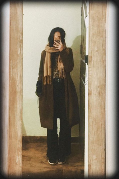 winter/autumn long brown coat Brown Long Coat Outfit Korean, Dark Coat Outfit, Long Brown Sweater Outfit, Brown Long Jacket Outfit, Brown Coat Outfit Winter Classy, Long Brown Jacket Outfit, Brown Coat Aesthetic, Fall Coats For Women 2023, Brown Overcoat Outfit Women