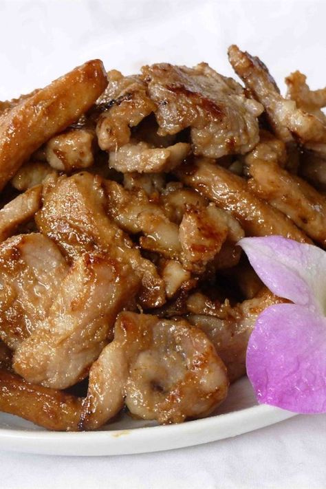 Chinese Recipes With Pork, Ginger Fried Pork, Whole Chicken Asian Recipes, Japanese Pork Chop Recipes, Pork Ginger Recipes, Japanese Ginger Pork, Ginger Pork Stir Fry, Pork Japanese Recipe, Japanese Pork Chops