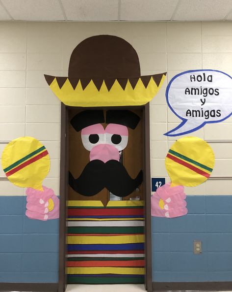 New door decoration for elementary school Spanish classroom! Excited to see the kids’ reactions :) Spanish Classroom Door, Diy Door Decorations, Elementary Spanish Classroom, Spanish Teacher Classroom, Spanish Classroom Ideas, Diy Door Decor, Spanish Classroom Decor, Elementary Spanish, Spanish Classroom