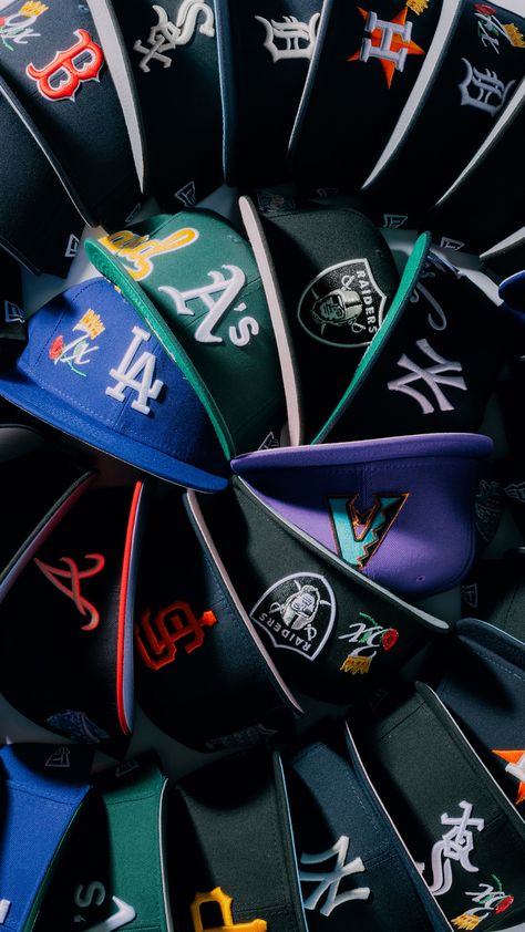 59fifty Wallpaper, Fitted Hats Wallpaper, Fitted Hat Aesthetic, New Era Wallpapers, Gorros New Era, Fitted Hats Aesthetic, New Era Aesthetic, Hats Wallpaper, Hats Aesthetic