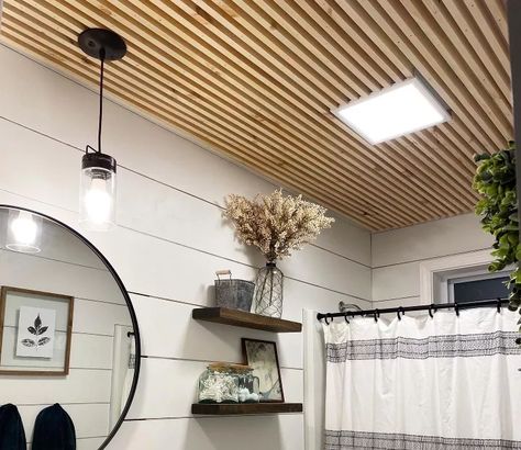 15 Showstopping Ideas That'll Make Guests Gather in Your Bathroom | Hometalk Slat Bathroom, Slat Ceiling, Wood Slat Ceiling, Accent Ceiling, Full Bathroom Remodel, Ceiling Treatments, Bathroom Ceiling, Floor Ceiling, Budget Bathroom