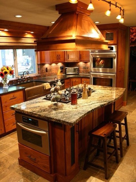 I love this "country" style kitchen! Pottery Barn Kitchen, Island With Stove, Kitchen Island With Stove, Arts And Crafts Kitchen, Creative Kitchen, Top Kitchen, Counter Tops, Large Kitchen, Kitchen Remodel Idea