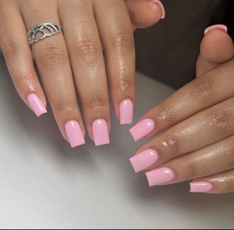 Gel Polish Toes, Light Pink Acrylic Nails, Nails Biab, Short Pink Nails, Pink Tip Nails, Soft Pink Nails, Pink Gel Nails, Girly Acrylic Nails, Simple Acrylic Nails