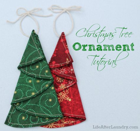 Sewn Ornaments, Sewn Christmas Ornaments, Fun Holidays, Tutorial Origami, Christmas Sewing Projects, Fabric Tree, Fabric Christmas Trees, Quilted Christmas Ornaments, Ornament Pattern