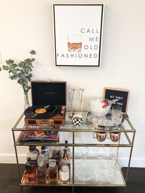 Decor Above Bar Cart, Bar Cart With Record Player, Record Player Bar Cart, Bar Cart Artwork, Minibar Ideas, Bar Cart Area, Bar Cart Inspo, Mini Bar At Home, Apartment Bar