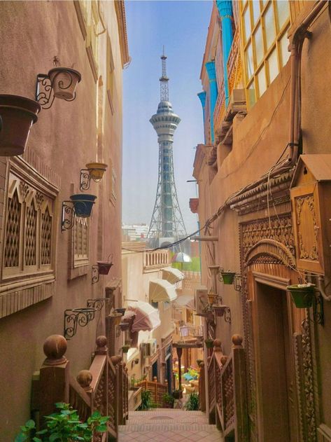 Kashgar Old City, The Strongest, Asian Party, Xinjiang China, Travel Pose, Fantasy Worlds, Life Vision, Dream Places, Ancient City