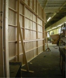 Theater flats (14' tall) with angle braces ! How to Build Free-Standing Set Walls Theater Sets, Tech Theatre, Diy Photo Booth Backdrop, Technical Theatre, Set Construction, Theatre Props, Set Design Ideas, Tv Set Design, Set Building