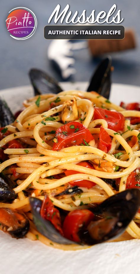 Mussels Recipe Tomato, Mussels Recipe Pasta, Italian Food Authentic, Best Mussels Recipe, Pasta With Mussels, Italian Seafood Pasta, Pasta With Seafood, Mussels Pasta, Seafood Pasta Dishes