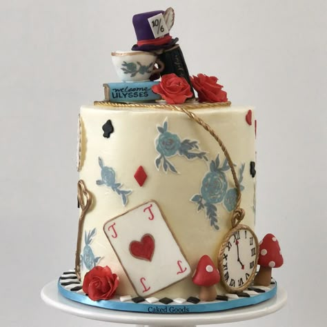 Vintage Alice In Wonderland Cake, Mad Hatter Birthday Cake, Mad Hatter Birthday Party Ideas, Alice In Wonderland Themed Cake, Mad Hatter Cake Ideas, Mad Hatter Tea Party Cake, Alice In Wonderland Cake Simple, Alice In Wonderland Cake Ideas, Birthday Cake Themes