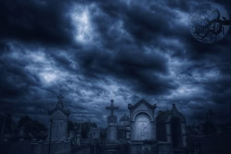 𝔏𝔲𝔫𝔞𝔏𝔦𝔱𝔥 𝔄𝔯𝔱 Gothic Blue Aesthetic, Goth Blue Aesthetic, Blue Gothic Aesthetic, Blue Emo Aesthetic, Creepy Landscapes, Blue Goth Wallpaper, Blue Grunge, Blue Goth Aesthetic, Goth Blue Wallpaper