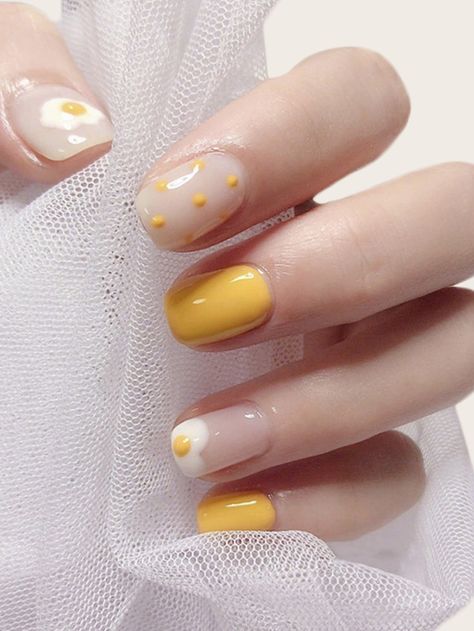 Yellow Nail, Nagel Tips, Nail Type, Fake Nails With Glue, Nail Art Inspo, Nail Length, Diy Nail Art, Yellow Nails, False Nail