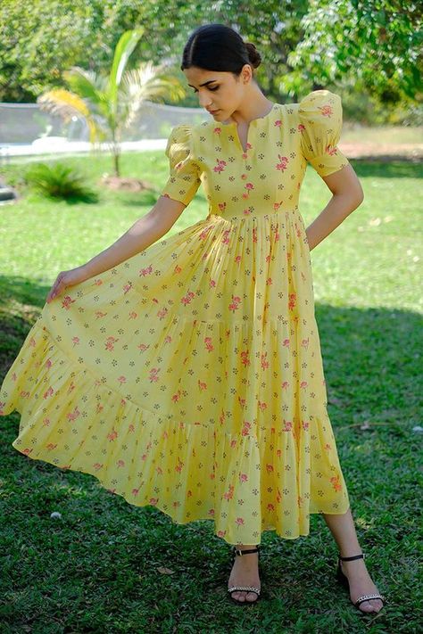 Georgette Frocks For Women, Trending Long Frocks, Trending Frock Designs, Georgette Frock Designs, Long Frock Casual, Alia Kurti, Georgette Frock For Women, Frock For Wedding, Kids Frock Design