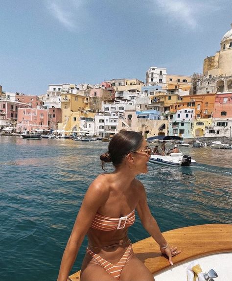 Summer Abroad, Europe Aesthetic, Italy Summer, Europe Photos, Italy Aesthetic, On A Boat, Europe Summer, Italian Summer, Summer Feeling