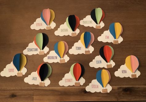 Wall Hanging Ideas Paper, Hot Air Balloon Classroom Theme, Hot Air Balloon Classroom, Balloon Door, Castle Crafts, Hot Air Balloon Craft, Paper Flower Wall Hanging, School Board Decoration, Preschool Classroom Decor