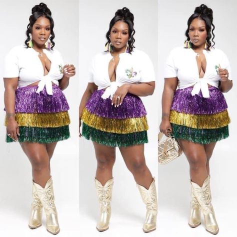 Mardi Gras Outfits Plus Size, Mardi Gras Plus Size Outfit, Mardigrass Ideas Outfit, Cute Mardi Gras Outfit, Fat Tuesday Outfit, Mardi Gras Outfit Ideas, Mardi Gras Outfits For Women, Mardi Gras Parade Outfit, Mardi Gras Attire