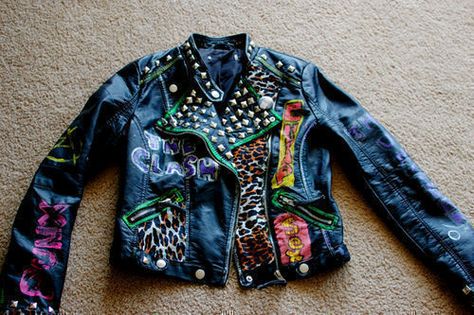 DIY New 80s Punk Jacket Punk Jacket Diy, 80s Fashion Diy, Diy Leather Jacket, Jacket Diy, Punk Rock Grunge, Smart Clothes, Punk Jacket, 80s Punk, 80s Jacket