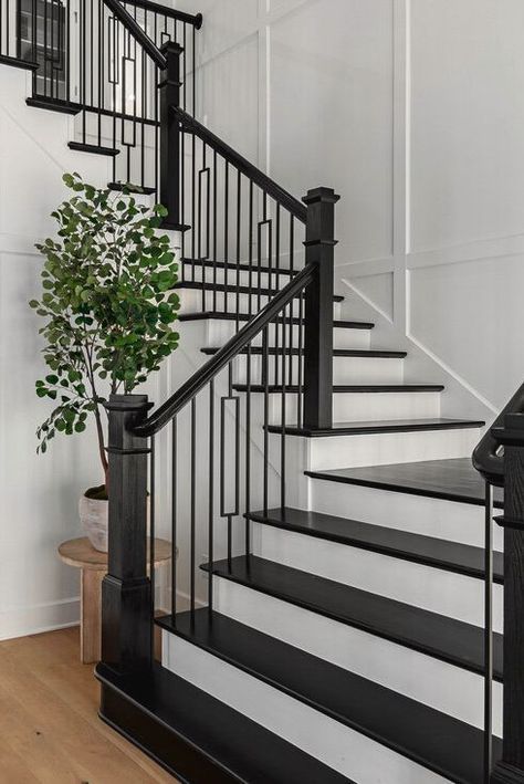 Black And White Wooden Staircase, Farmhouse Foyer Staircase, Black Farmhouse Staircase, Stairs Modern Farmhouse, Black Wooden Handrails For Stairs, White Stairs Black Metal Railing, Black And White Interior Farmhouse, Black Open Staircase, Modern Painted Stairs