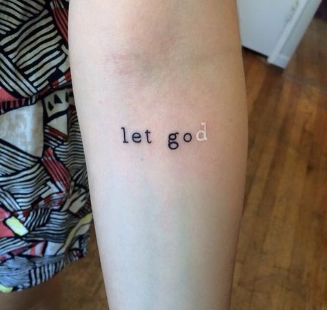 let go let god                                                                                                                                                                                 More Trin For Trin Tegning, Collarbone Tattoos, Tattoo Space, Clavicle Tattoo, Hantverk Diy, Tattoos For Women Half Sleeve, Tattoos Geometric, Disney Tattoo, Collar Bone Tattoo