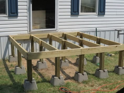 Save yourself a lot of money by designing and building your own deck. http://www.thisoldhouse.com/toh/how-to/intro/0,,262821,00.html Wooden Deck, Railing Ideas, Small Deck Decorating Ideas, Mobile Home Porch, Deck Railing, Pools Backyard, Small Deck, Deck Decorating Ideas On A Budget, Deck Designs