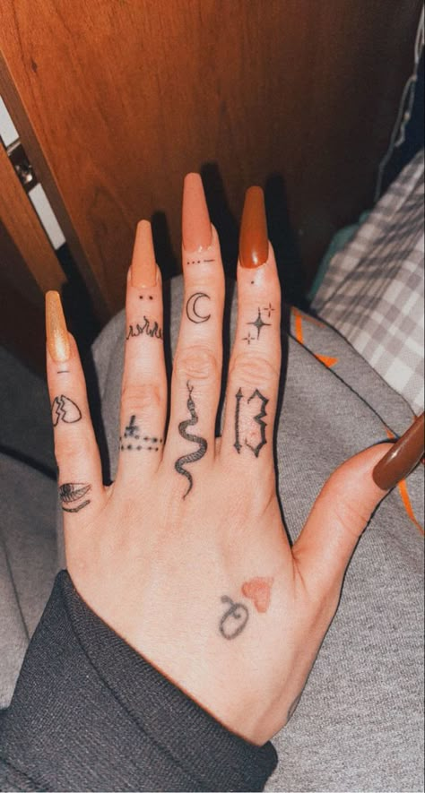 4 Letter Words Tattoo Fingers, Edgy Hand Tattoos For Women, Edgy Finger Tattoo, Nuckle Tats Girl, 13 Finger Tattoo, Hand Tattoos For Women Fingers, Hand Tattoos Baddie, Hand And Finger Tattoos For Women, Minimal Wrist Tattoo