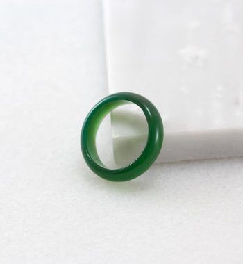 Jade Rings For Women, Vampire Life, Jade Meaning, Green Jade Ring, Jade Rings, Gift Ideas Jewelry, Purity Ring, Raw Stone Ring, Chinese Jade