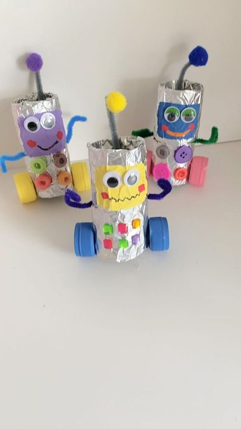 Container Crafts, Robot Craft, Space Crafts For Kids, Recycled Crafts Kids, Toilet Paper Crafts, Earth Day Crafts, Toddler Arts And Crafts, Paper Roll Crafts, Space Crafts