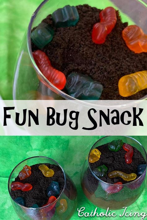 Worm Snacks For Preschool, Insect Food Ideas For Kids, Bug Themed Snacks For Kids, Dirt Pudding Cups With Gummy Worms, Gummy Worm Dirt Cupcakes, Bug Food, Bug Snacks, Spring Snacks, Classroom Snacks