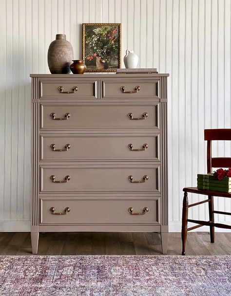 The Ultimate Inspiration Guide For Painted Furniture Makeovers and Ideas. #paintedfurniture #furnituremakeovers #chalkpaint #milkpaint White Washed Armoire, Nursery Dresser Color Ideas, Revamp Ikea Dresser, Bedroom Furniture Flipping Ideas, Cream Painted Dresser Ideas, Brown Painted Furniture Ideas, Cream Colored Painted Furniture, Chalk Painted Nightstand, Painted Furniture Bedroom Ideas