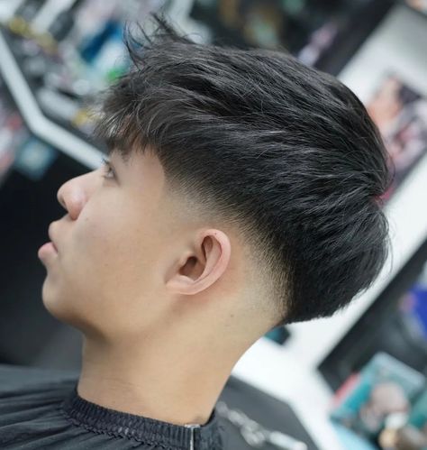 Disconnected Undercut Hairstyle for Thick Straight Hair Mid Fade Straight Hair, Short Hairstyles For Men Straight Hair, Dark Asian Hair, Hairstyles For Asian Men, Undercut Hairstyle Men, Low Fade Haircut Men's, Makeover Aesthetic, Asian Men Hairstyles, Blue Hair Color Ideas