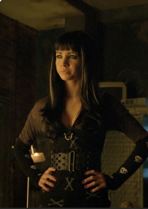 Season 1 Kenzi Malikov, Ksenia Solo, Lost Girl, My Boo, Season 1, The Good, What To Wear, Lost, Angel