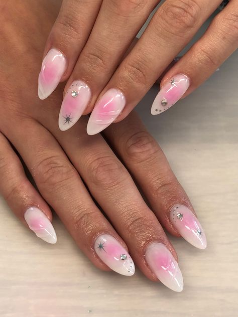 Milky Aura Pink White Aura Nails, Milky Aura Nails, Star Pink Nails, White And Pink Aura Nails, Aura Nail Inspo Almond, Pink And White Aura Nails, Aura Summer Nails, Summer Nails Aura, Milky White And Pink Nails