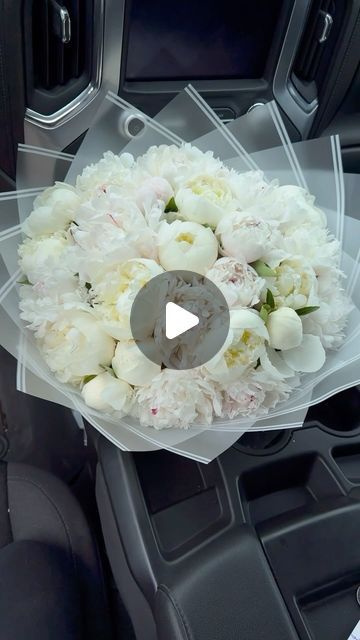 Tatevik Baharyan on Instagram: "How to wrap a big round bouquet?   ✨👇🏼Comment TUTORIALS for a link to STEP BY STEP flower wrapping tutorials!   #montreal #montrealflorists #fleuristemontreal" Round Bouquet Wrapping, Bouquet Tutorial, Round Bouquet, Flower Wrapping, How To Wrap, Bouquet Wrap, Big Flowers, Flowers Bouquet, Montreal