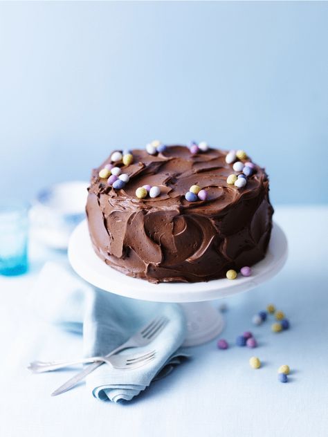 Horton-Stephens - Karen Thomas - Feeling Peckish! Dessert Stop Motion, Cake Stop Motion Ideas, Cake Stop Motion, Cake Gif, Cake With Chocolate Frosting, Cake Photography, Hot Cross Buns, Cross Buns, Chocolate Decorations