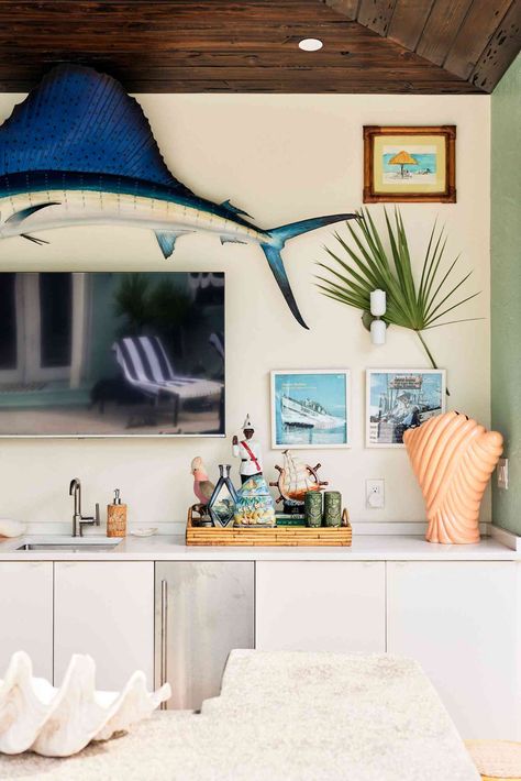 This Caribbean-Inspired Home In West Palm Beach Is Filled With Vintage Finds And Color Key West Interior Design Style, Key West Home Interior, West Indies Style Kitchen, Old Florida Decor Interior Design, Key West Living Room, Caribbean Homes Interiors, Palm Beach Interiors, Coastal Maximalist, Carribean House