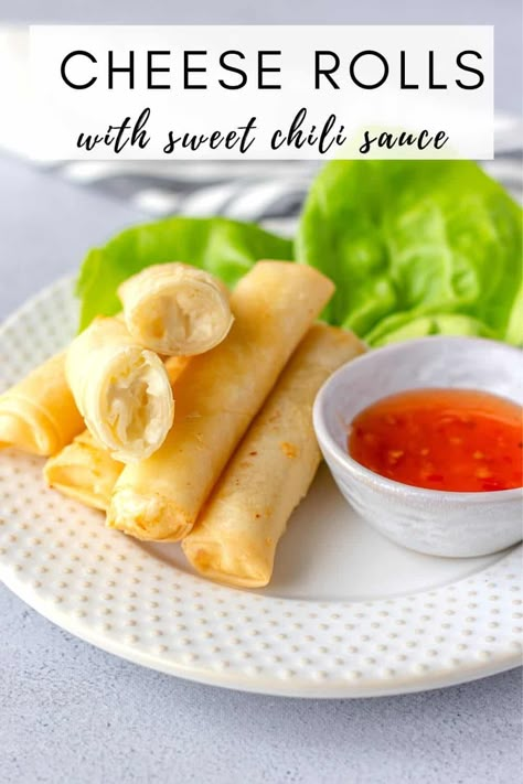 Crispy Cheese Rolls made with spring roll wrappers and filled with cream cheese for an easy yet delicious appetizer. Recipe on ThaiCaliente.com Thai Cheese Rolls, Spring Roll Wrappers How To Use, Spring Roll Wraps Recipes, Cream Cheese Spring Rolls, Spring Roll Filling Ideas Cream Cheeses, Things To Make With Spring Roll Wrappers, Cheese Spring Rolls Recipe, Recipes Using Spring Roll Wrappers, Spring Roll Appetizers