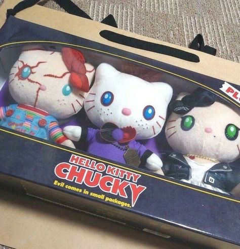 Spooky Sanrio, Hello Kitty Chucky, Tiffany Bride Of Chucky, Hello Kitty Merchandise, Hello Kitty Rooms, Bride Of Chucky, Horror Decor, Kitty Art, Arte Van Gogh