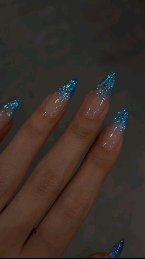 Metallic French Nails, Nails Winter Blue, Nails Cruise, French Nails Winter, Winter Blue Nails, Glitter French Nails, Artistic Nails, Festive Nails, Blue Glitter Nails